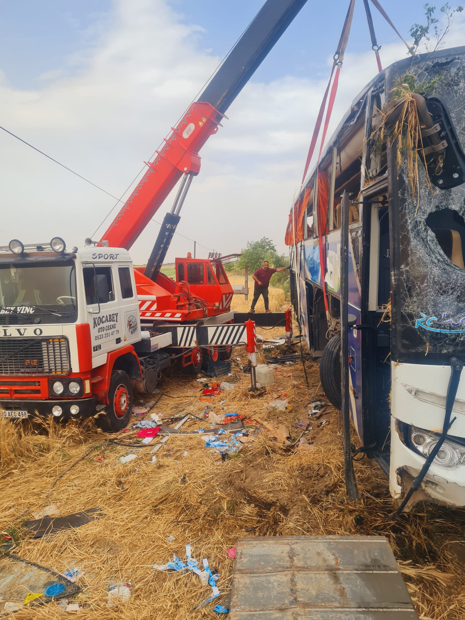 merkez-efendi-oto-kurtarma-fotograflar (13) merkez-efendi-oto-kurtarma-fotograflar (13)