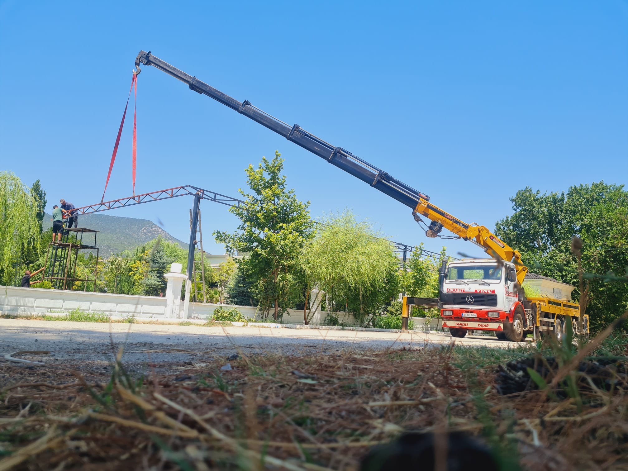merkez-efendi-oto-kurtarma-fotograflar (4) merkez-efendi-oto-kurtarma-fotograflar (4)