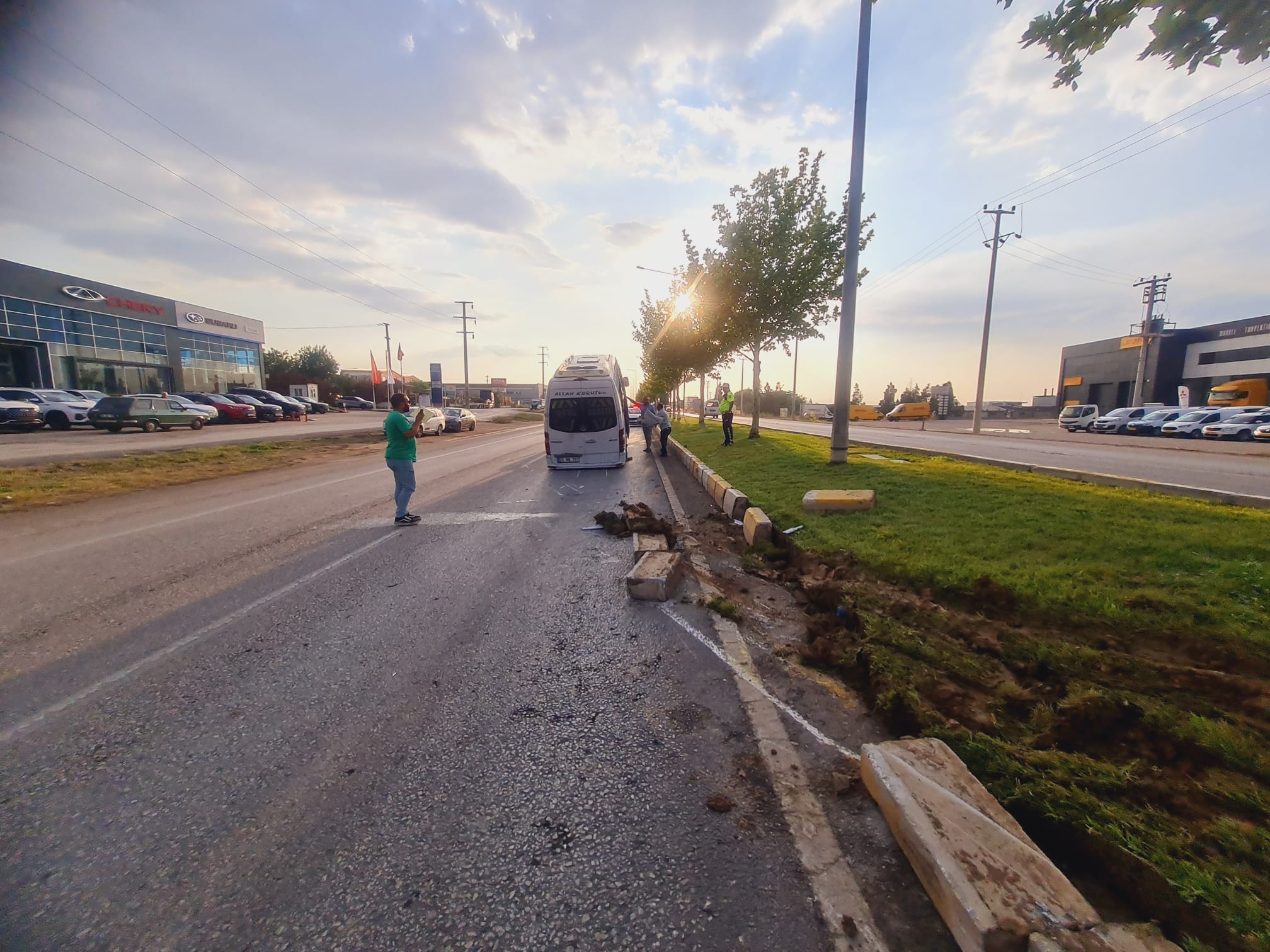 merkez-efendi-oto-kurtarma-fotograflar (9) merkez-efendi-oto-kurtarma-fotograflar (9)